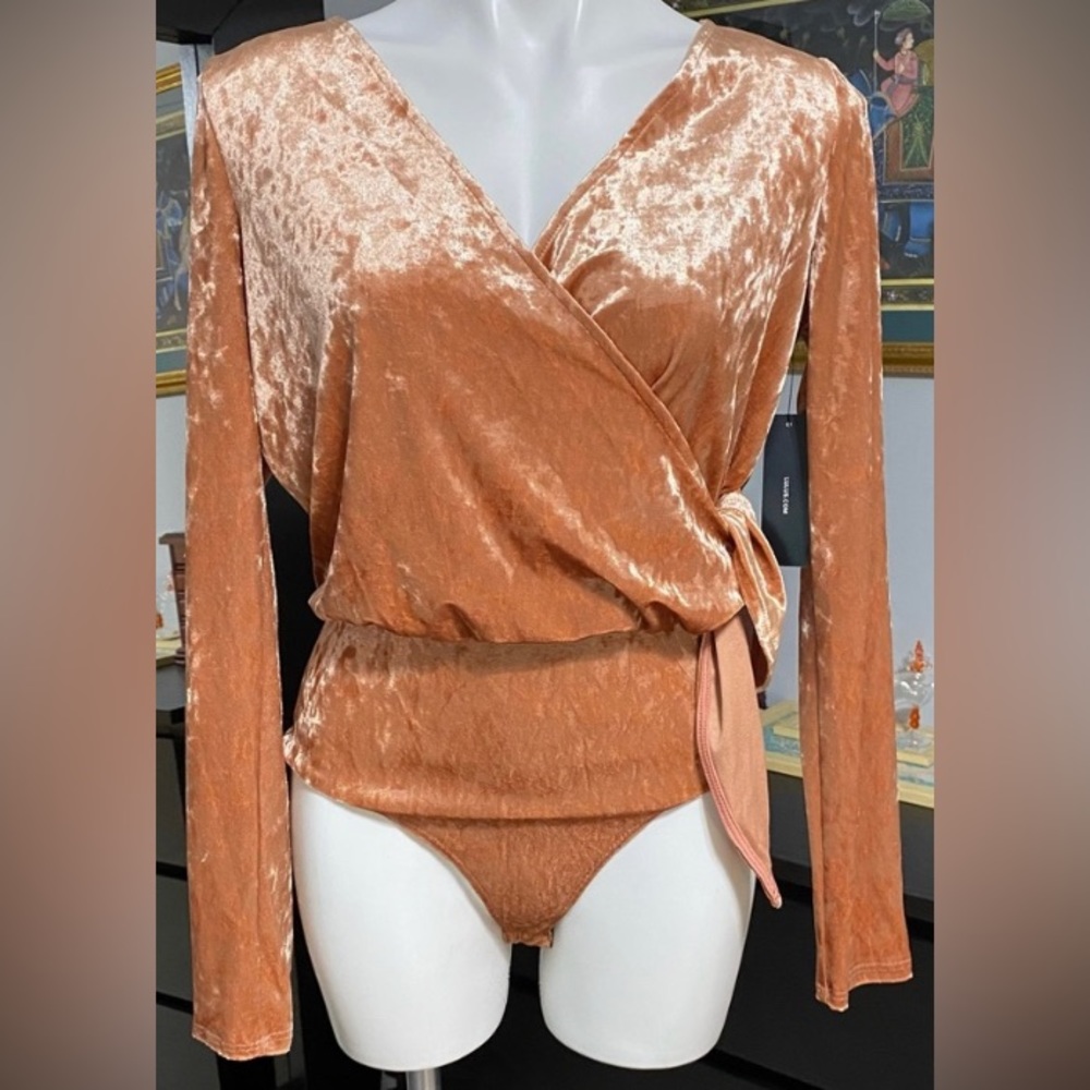 Lulus Velvet Wrap Top Bodysuit- Large NWT